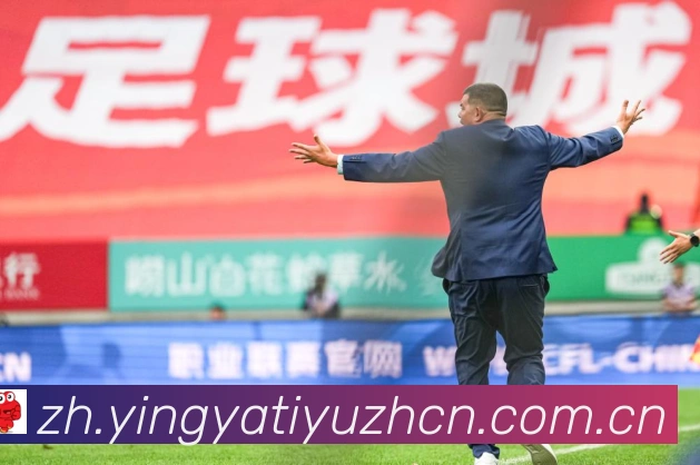 皇马客场二比零胜巴萨下一轮德比若不胜将失冠军战术观察:最新赛事动态与深度分析 皇马客场二比零胜巴萨下一轮德比若不胜将失冠军战术观察:最新赛事动态与深度分析